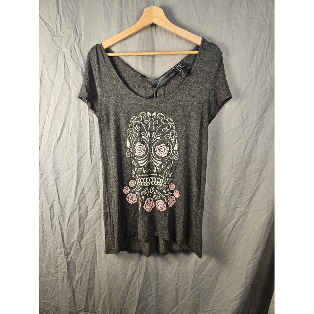 Midnight Hour Charcoal Sugar Skull Rose Graphic Lace Up Back Top Medium